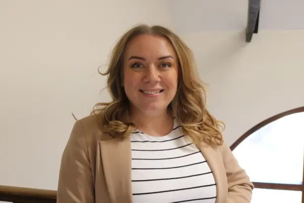 Image for article titled Melissa Dutton